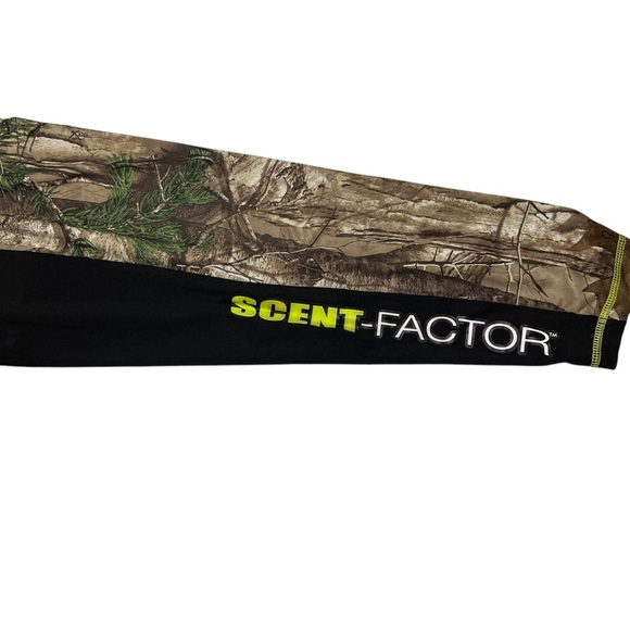 Realtree Scent Factor - Men’s Camo Hunting Long Sleeve Sz. LG - Picture 5 of 6